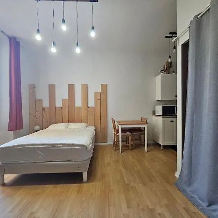 Hypercentre 2 Etoiles Apartment
